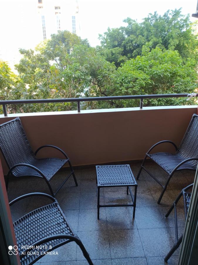 Amplio y cómodo apartamento con bella vista en pleno centro Cidade do Leste Exterior foto